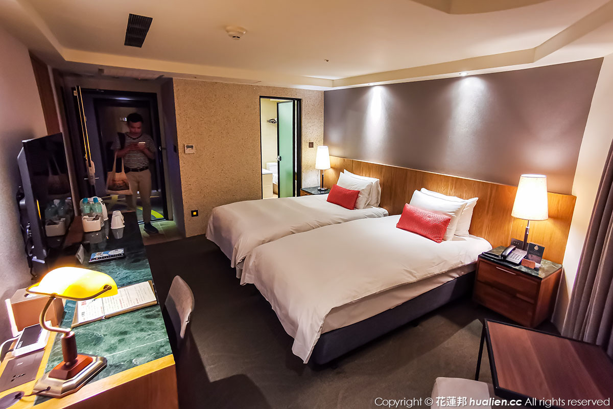 藍天麗池飯店 Azure Hotel | 花蓮市區